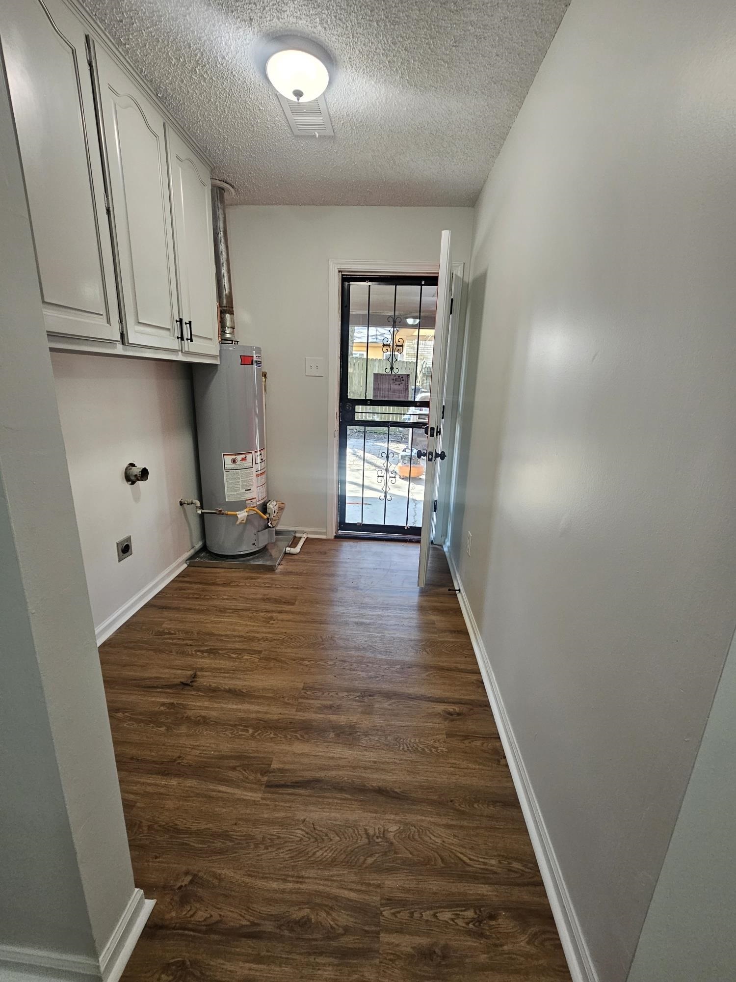 4962 Lochinvar Road Memphis, TN 38116 - Photo 10 of 18 Gallery Image 10