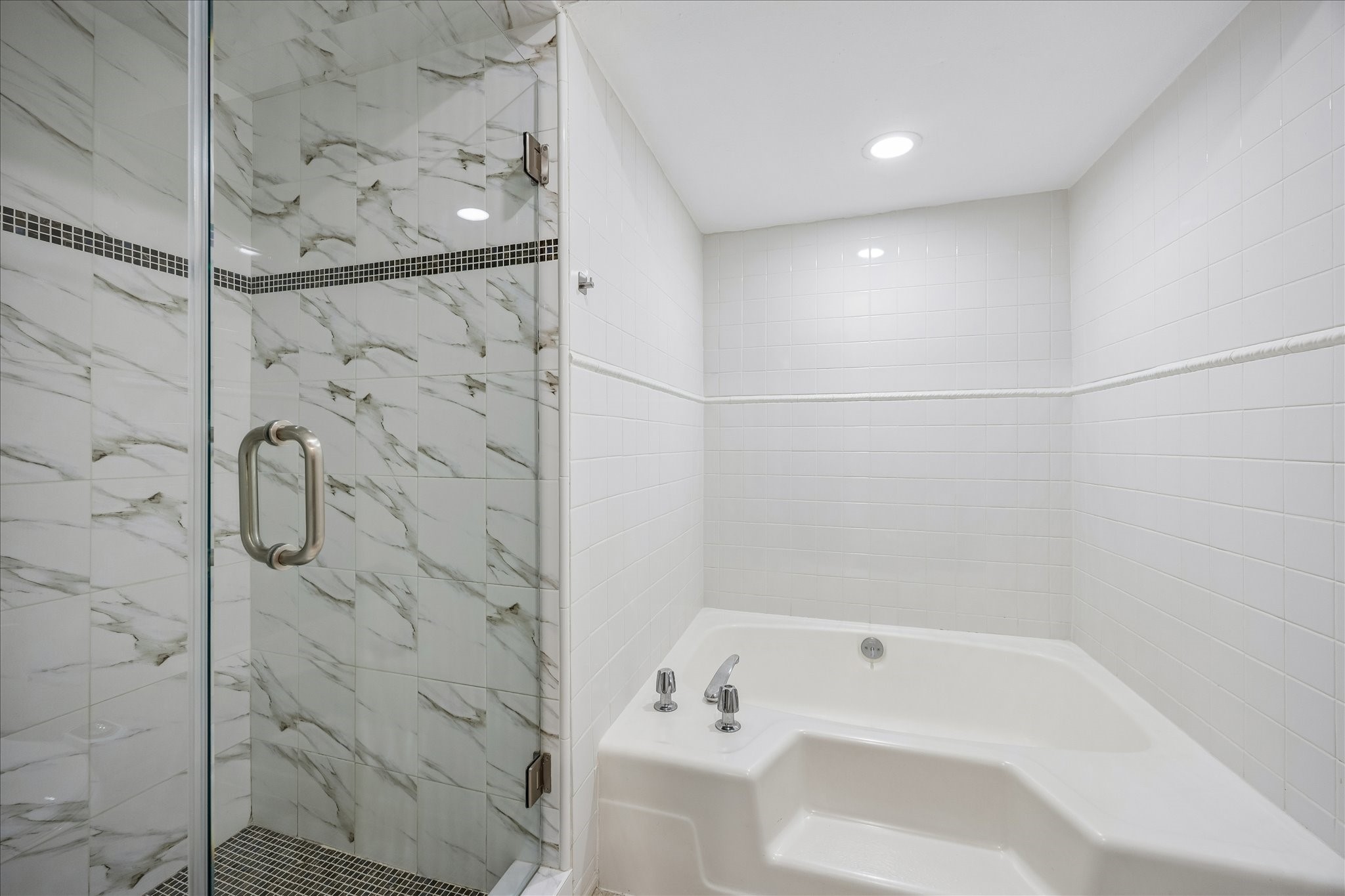 727 Bunker Hill Road, Unit 12 Houston, TX 77024 - Photo 20 of 22