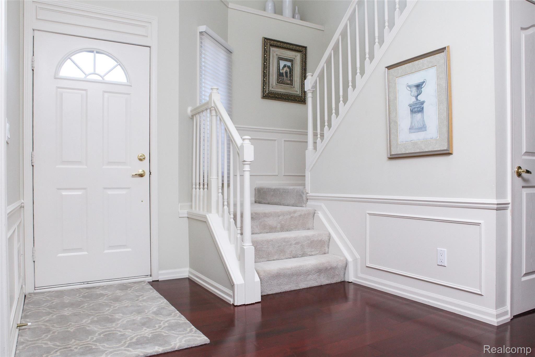 1385 Copper Circle, Unit 36 Rochester, MI 48306 - Photo 13 of 47 IMG_0385.jpg