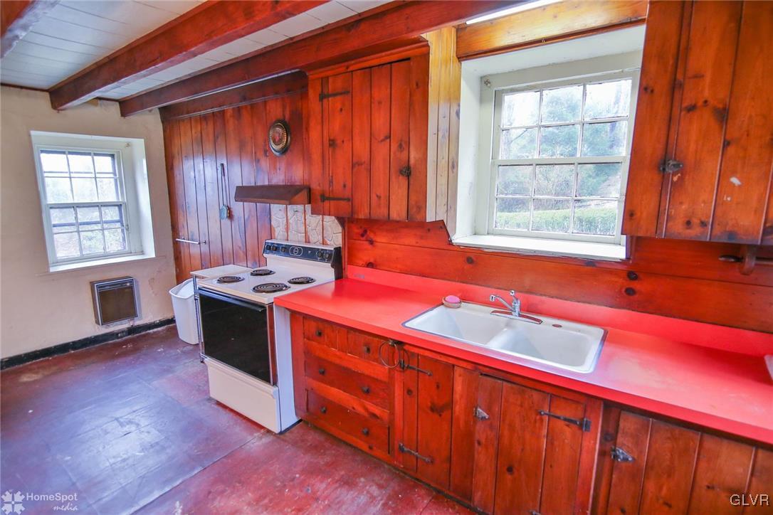 3772 Wilhelm Road Bethlehem, PA 18015 - Photo 6 of 40 Gallery Image 6