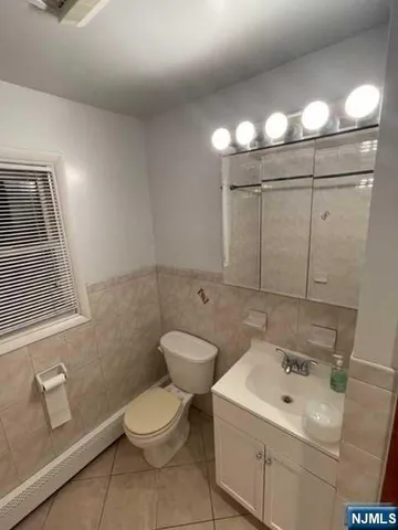 $2,550 | 8 Short Street, Unit 2, Lodi, NJ 07644