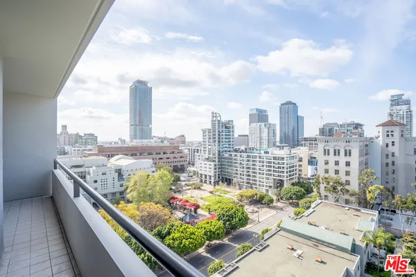 $4,800 | 600 West 9th Street, Unit 1509, Los Angeles, CA 90015