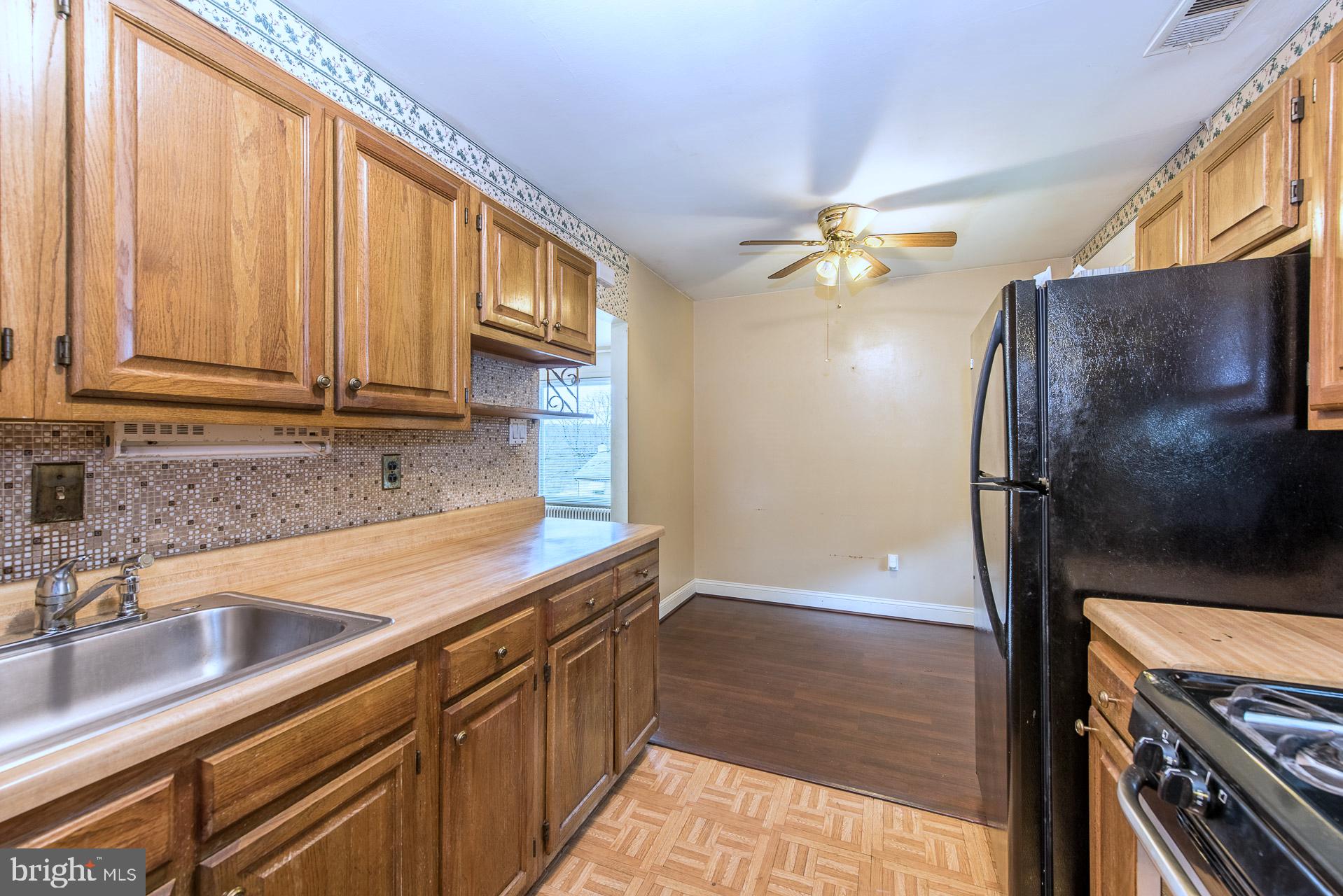 6711 Stanton Road Hyattsville, MD 20784 - Photo 9 of 27 Gallery Image 9