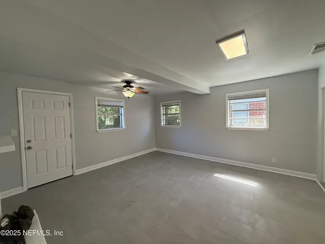 $1,645 | 1909 Layton Road, Jacksonville, FL 32211