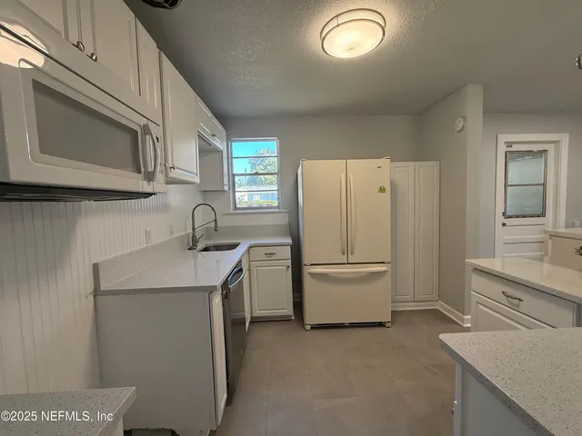 $1,645 | 1909 Layton Road, Jacksonville, FL 32211