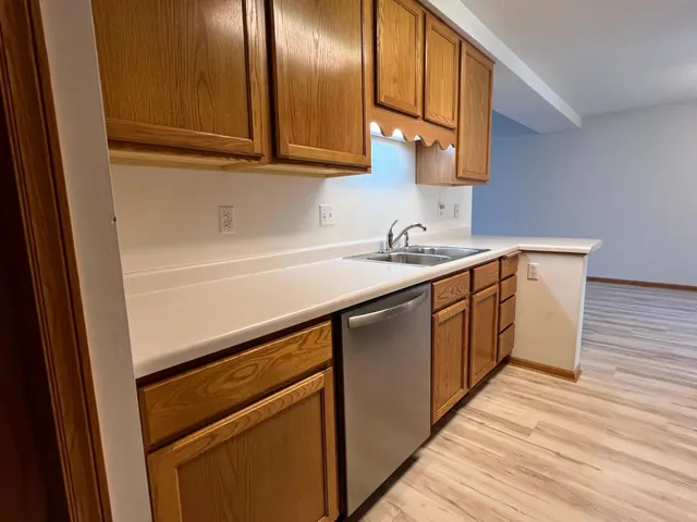 $279,900 | 7298 Lea Court North, Lino Lakes, MN 55014