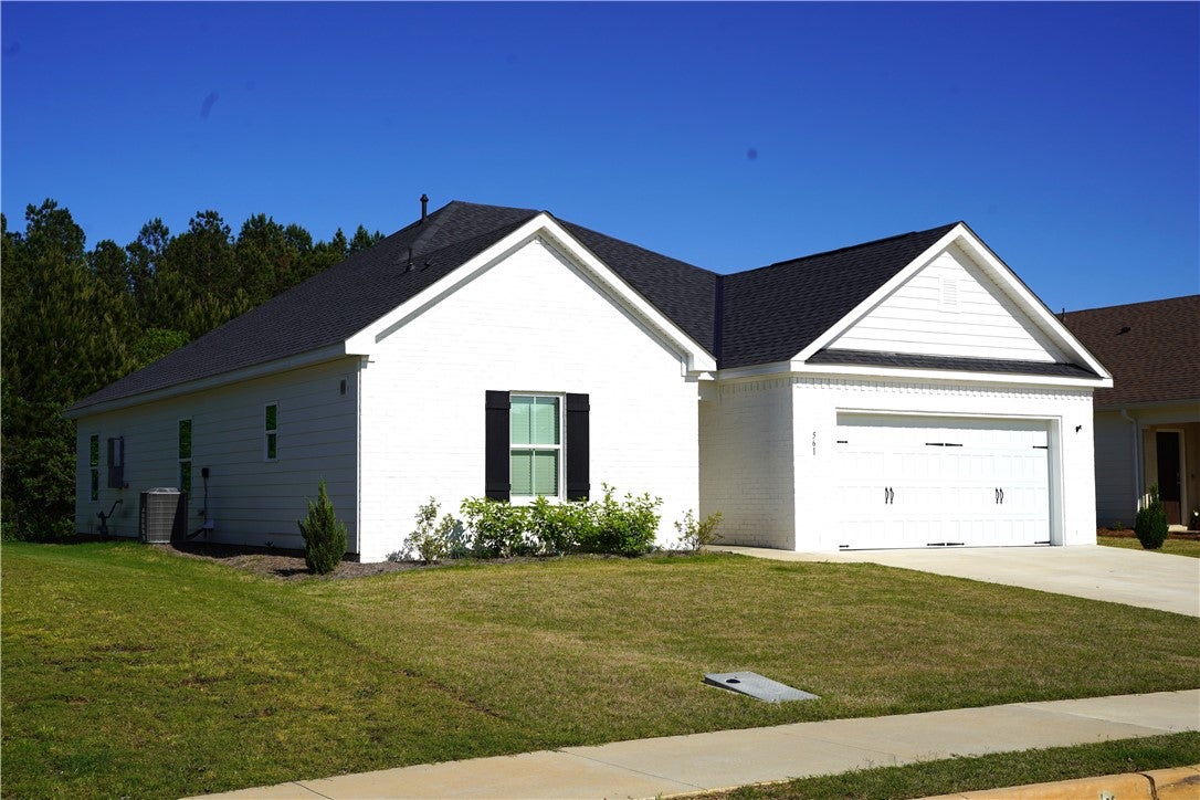 561 Bush Creek Road Opelika, AL 36804 - Photo 3 of 9 Gallery Image 3