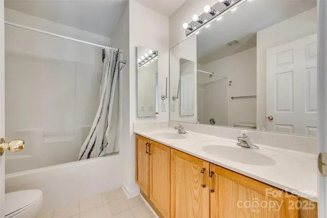 a view of a basket ball ground