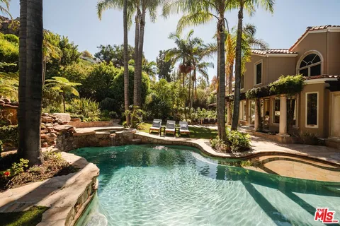 $4,295,000 | 16799 Monte Hermoso Drive, Pacific Palisades, CA 90272