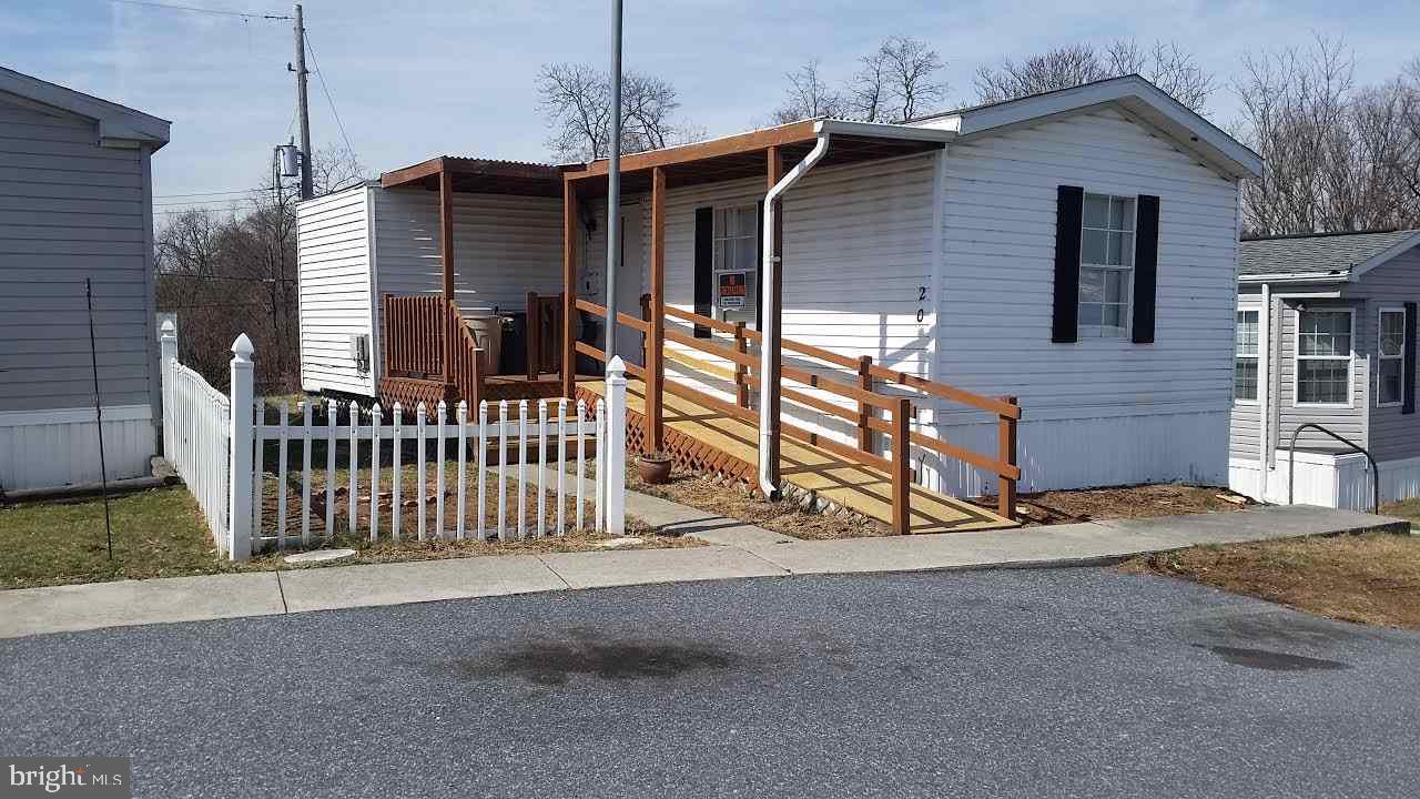 20 Arrow Road Harrisburg, PA 17109 - Photo 1 of 6 Gallery Image 1