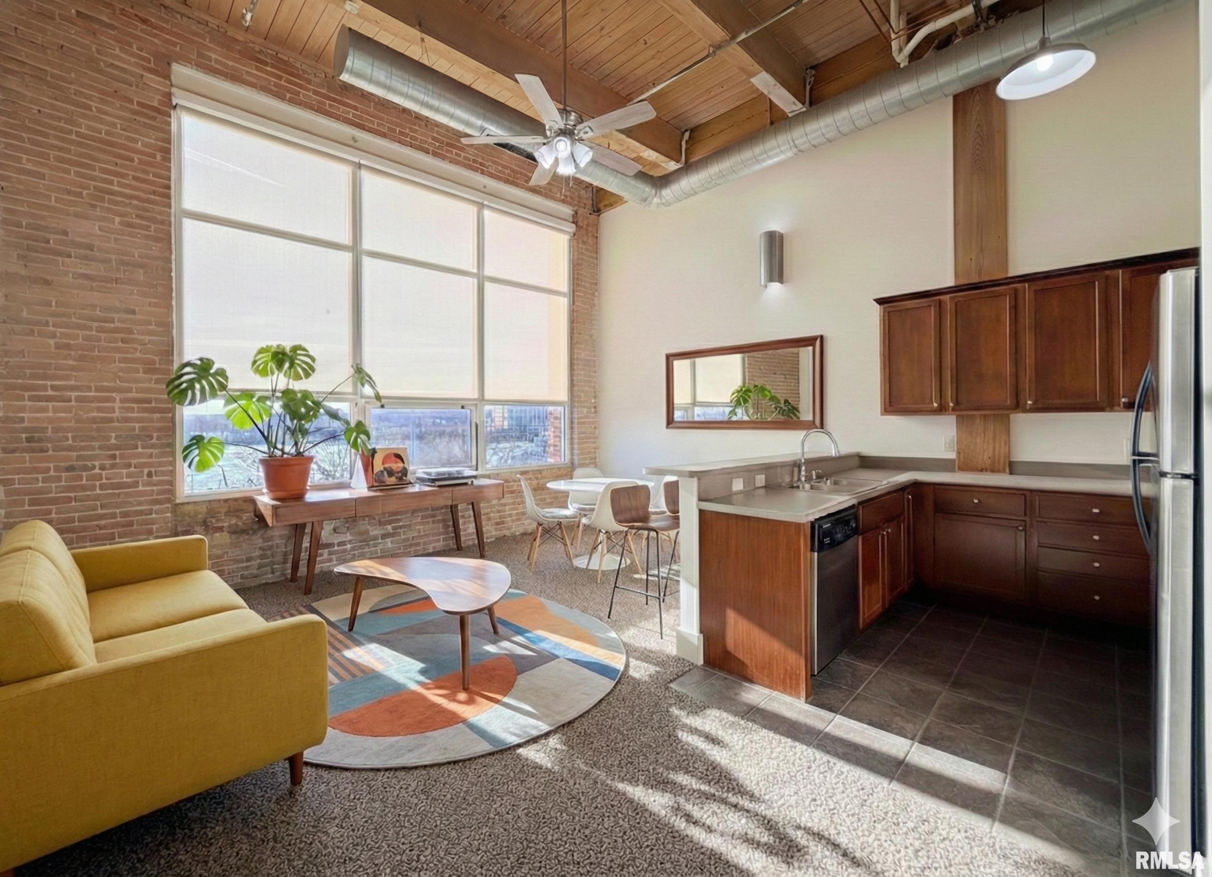 311 Southwest Water Street, Unit 3 & 4 Peoria, IL 61602 - Photo 30 of 42