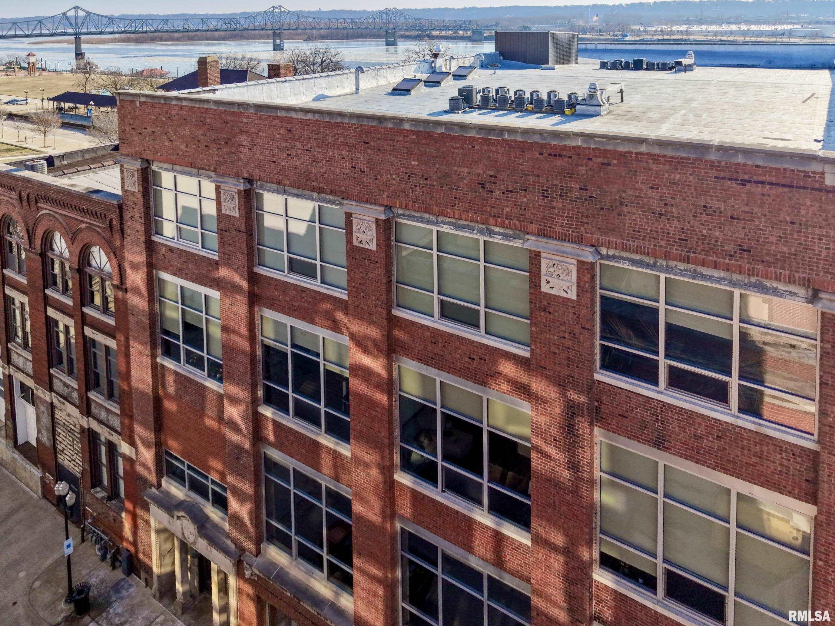 311 Southwest Water Street, Unit 3 & 4 Peoria, IL 61602 - Photo 40 of 42