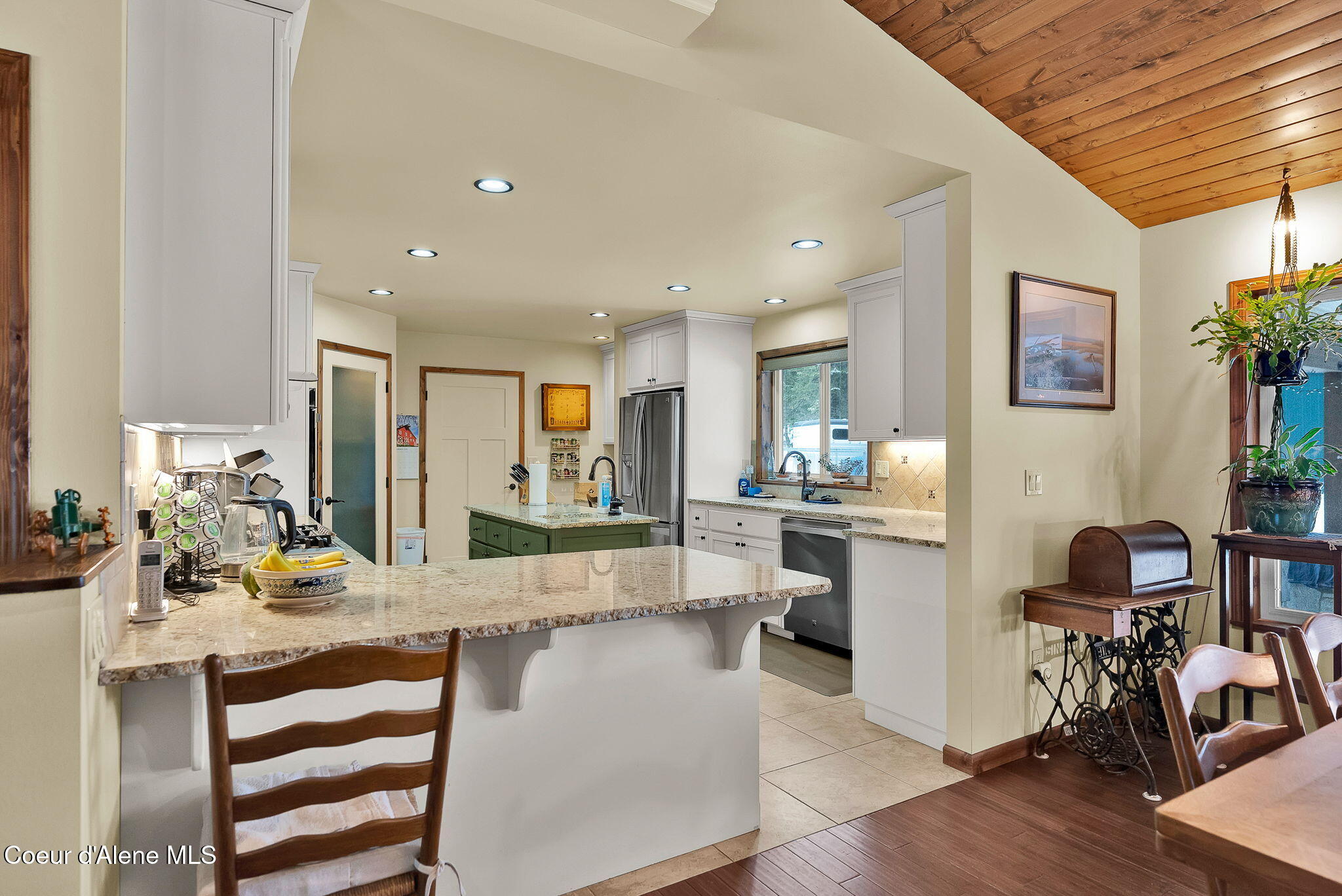 204 Jeru Ridge Trail Sandpoint, ID 83864 - Photo 15 of 78 9-web-or-mls-SkyLight - Jenny-38