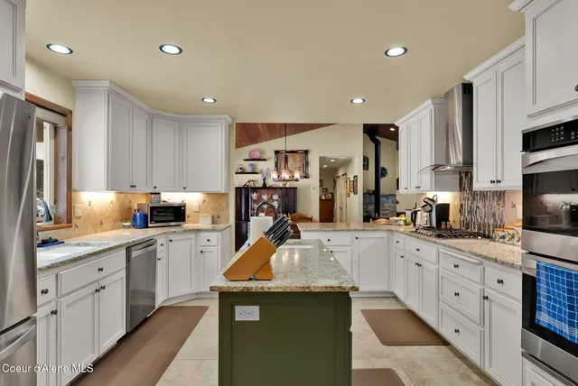 $949,000 | 204 Jeru Ridge Trail, Sandpoint, ID 83864