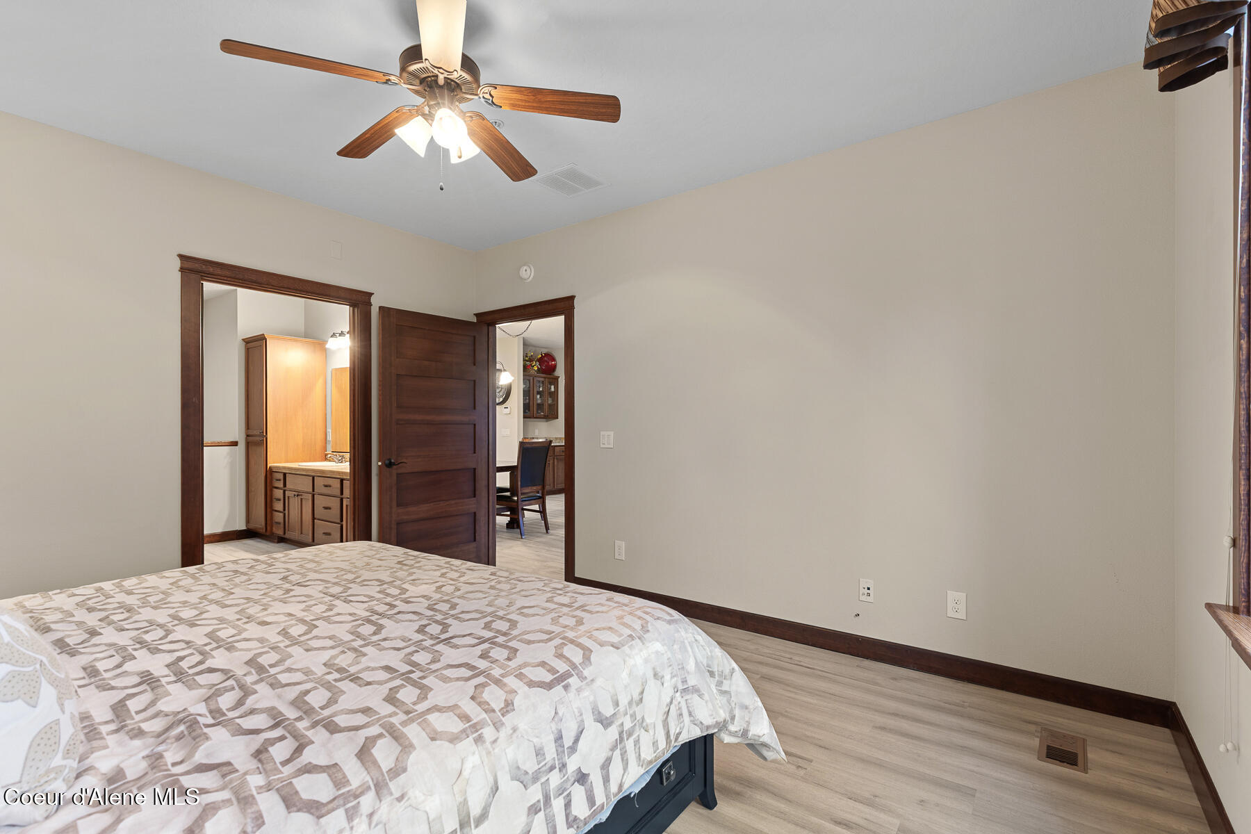 4580 Greenchain Loop, Unit 5 Coeur D'Alene, ID 83814 - Photo 14 of 29 4580GreenchainLoopUnit5-14