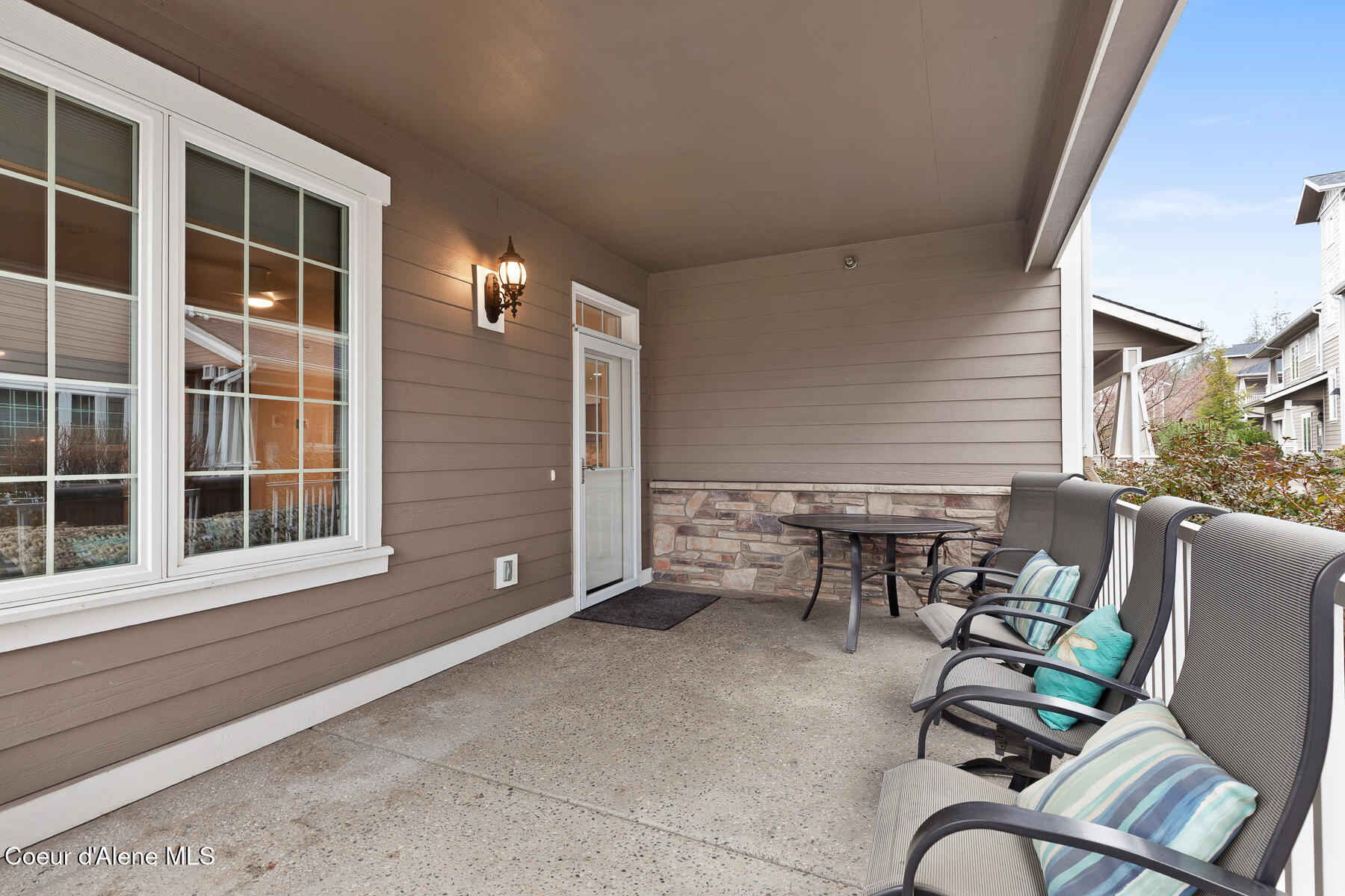 4580 Greenchain Loop, Unit 5 Coeur D'Alene, ID 83814 - Photo 3 of 29 4580GreenchainLoopUnit5-3