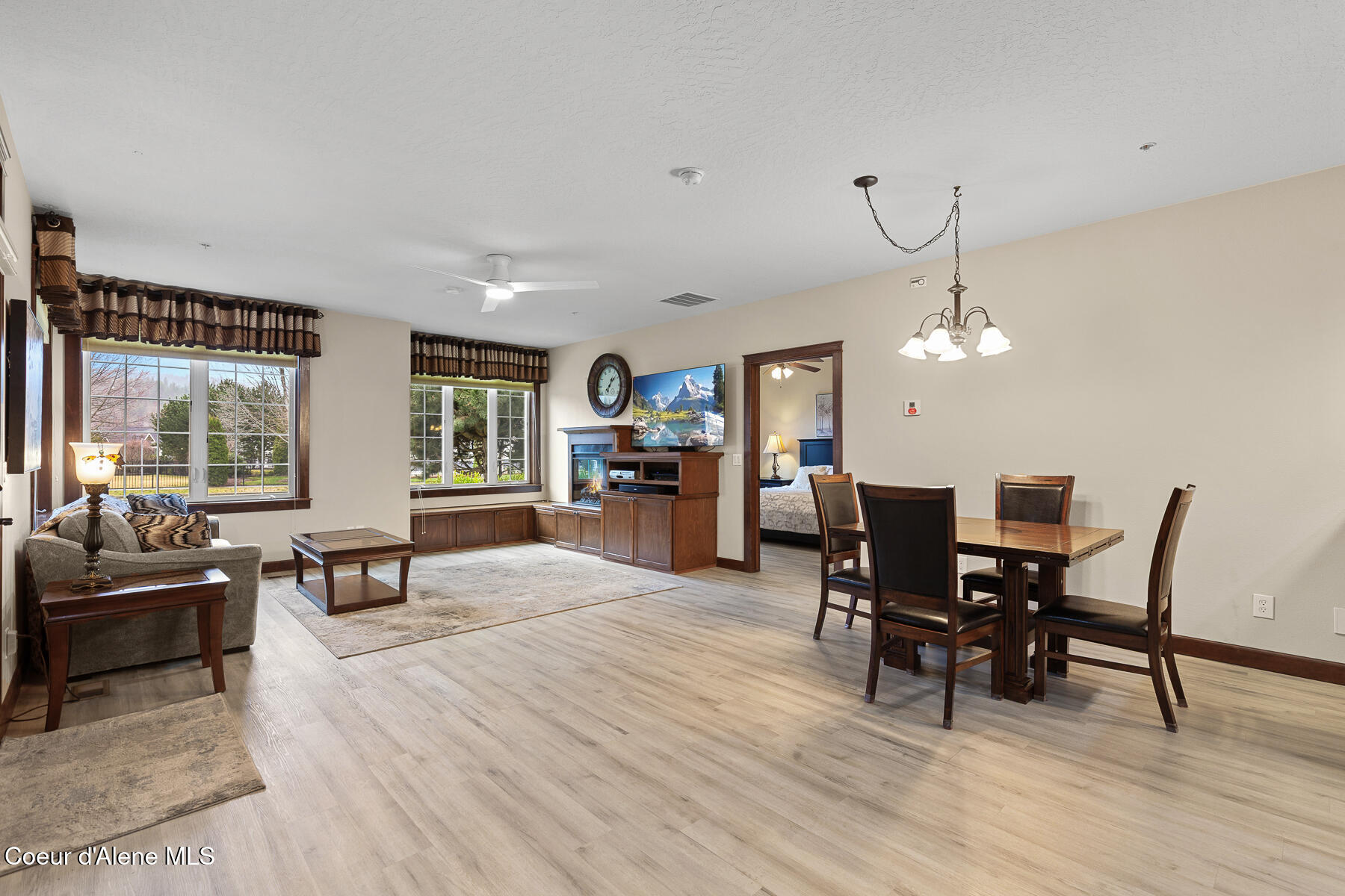 4580 Greenchain Loop, Unit 5 Coeur D'Alene, ID 83814 - Photo 4 of 29 4580GreenchainLoopUnit5-4