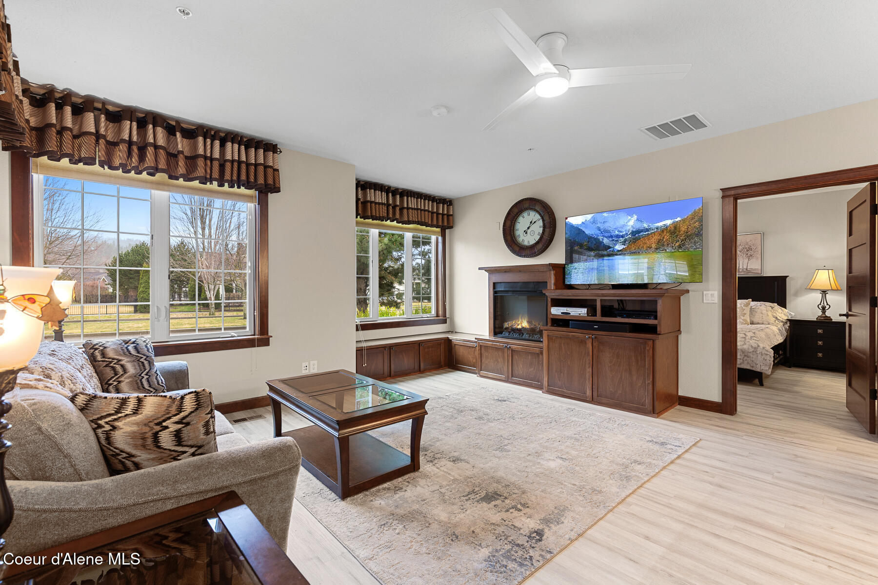 4580 Greenchain Loop, Unit 5 Coeur D'Alene, ID 83814 - Photo 7 of 29 4580GreenchainLoopUnit5-7