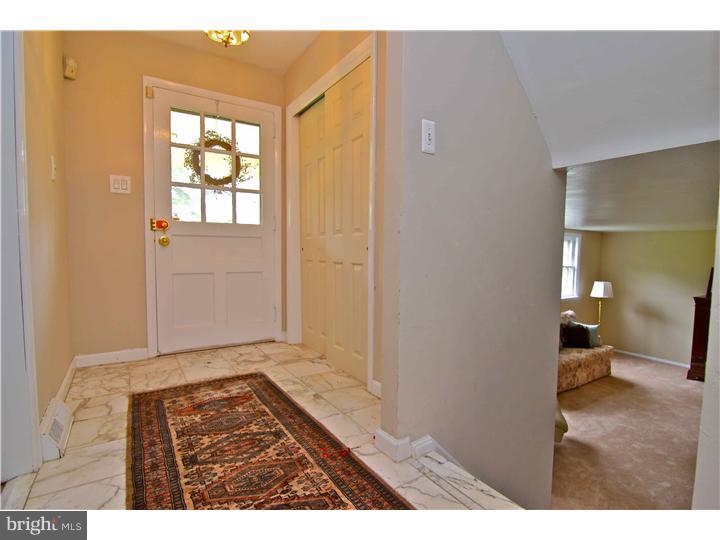 2340 Martingale Road Media, PA 19063 - Photo 16 of 18 Foyer