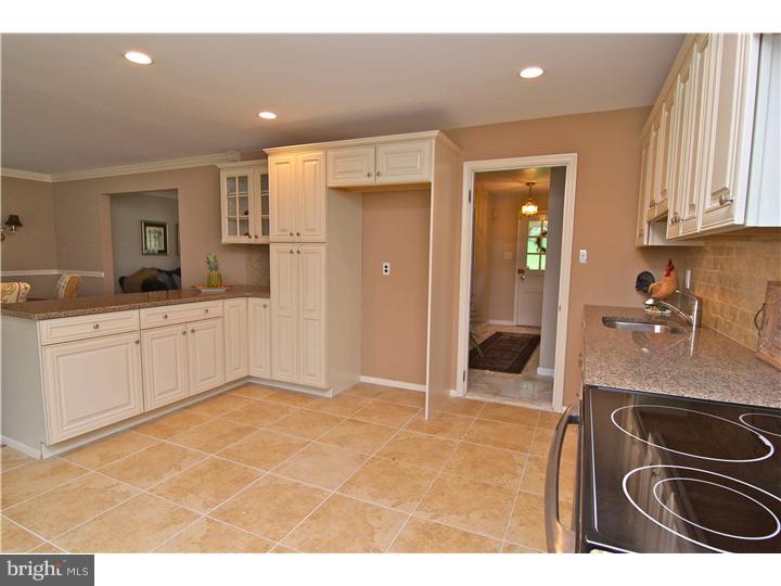 2340 Martingale Road Media, PA 19063 - Photo 9 of 18 Kitchen