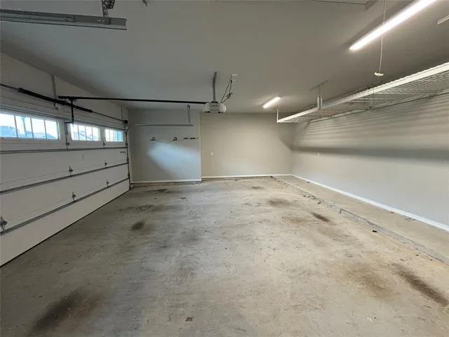 $2,400 | 508 Long Acre Drive, Bossier City, LA 71111