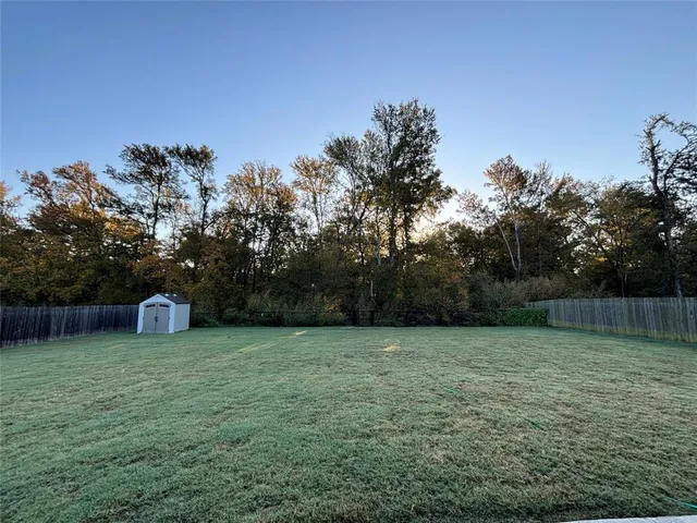 $2,400 | 508 Long Acre Drive, Bossier City, LA 71111