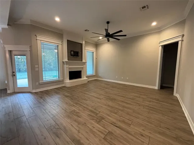 $2,400 | 508 Long Acre Drive, Bossier City, LA 71111