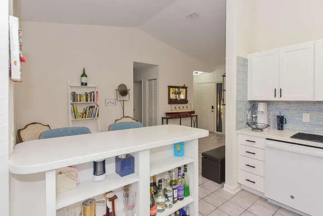 $2,950 | 108 Sherwood Circle, Unit 3A, Jupiter, FL 33458