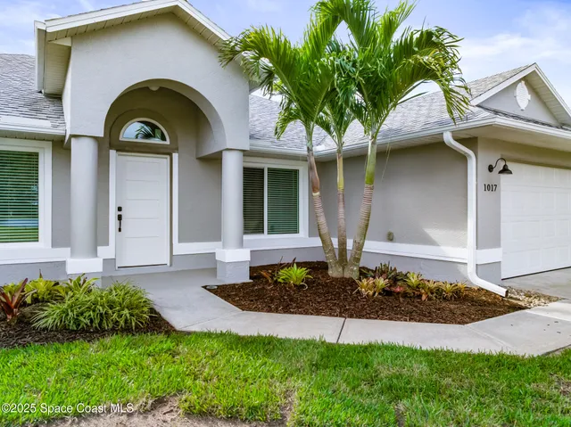$3,200 | 1017 Homewood Avenue, Melbourne, FL 32940