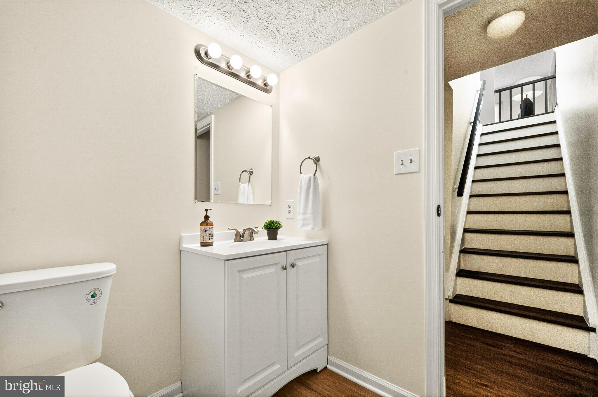 9129 Blarney Stone Drive Springfield, VA 22152 - Photo 27 of 34 Bright and inviting bathroom retreat.