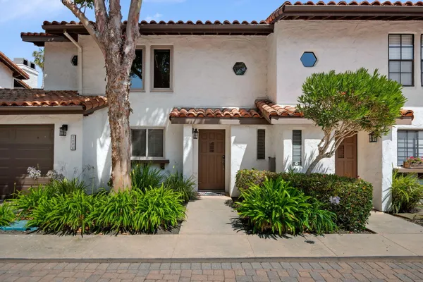 $1,695,000 | 2086 Cliff Drive, Santa Barbara, CA 93109