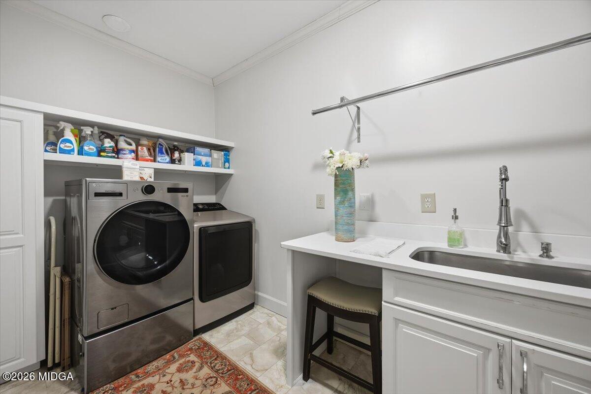 102 Merion Park Macon, GA 31210 - Photo 25 of 54 a utility room with sink dryer and washer