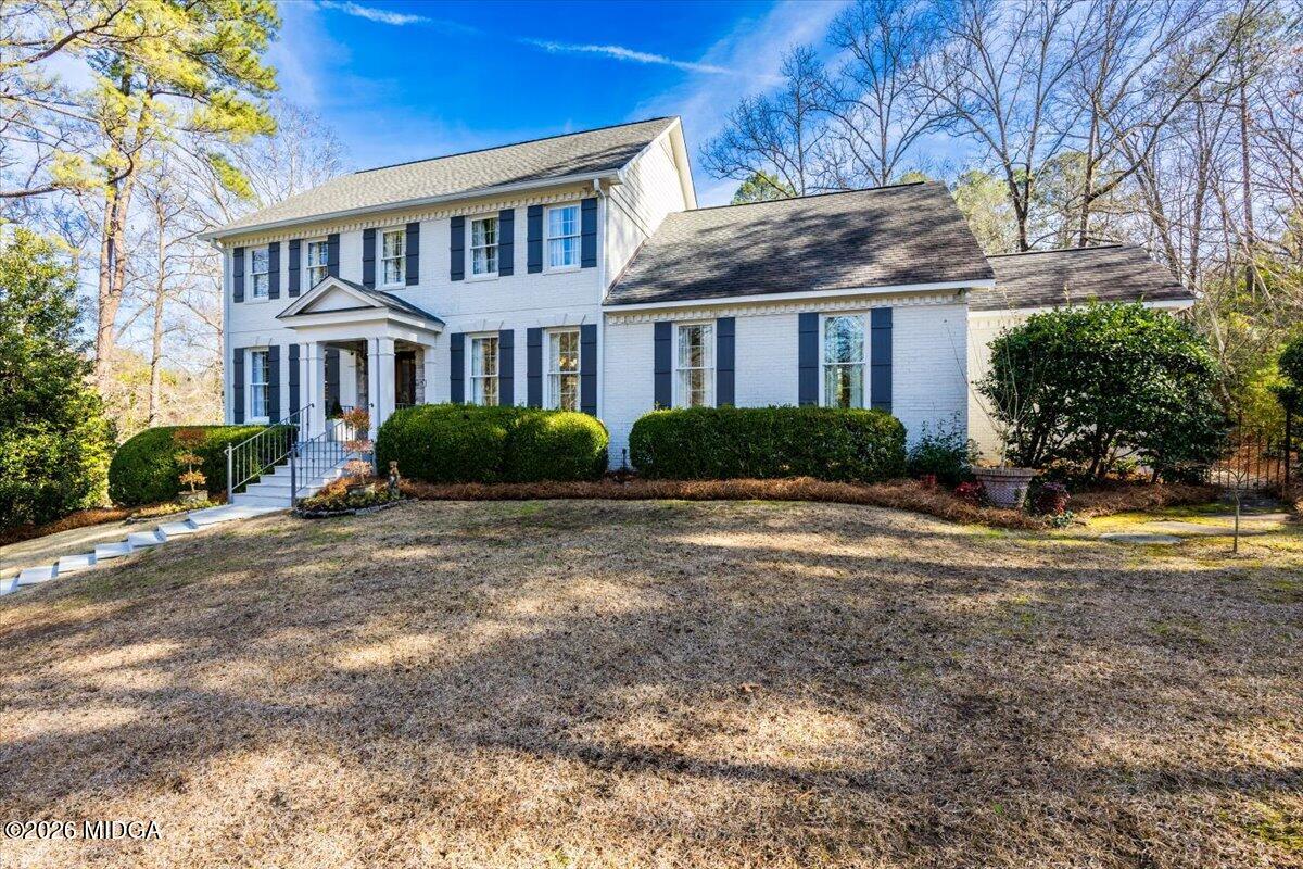 102 Merion Park Macon, GA 31210 - Photo 53 of 54 a front view of house with yard and green space