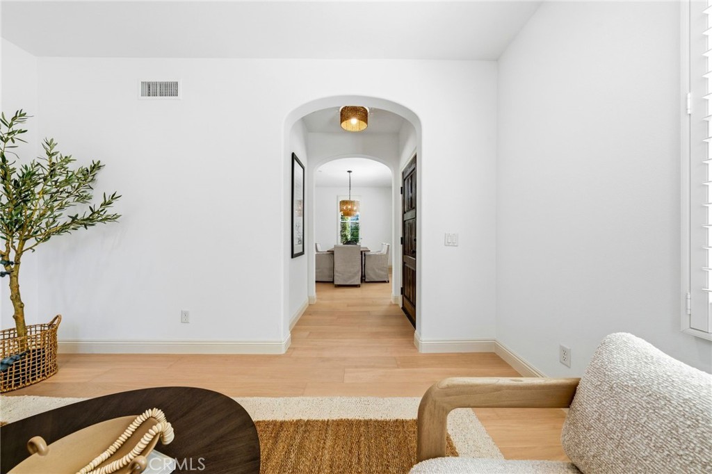 59 Bower Tree Irvine, CA 92603 - Photo 5 of 37