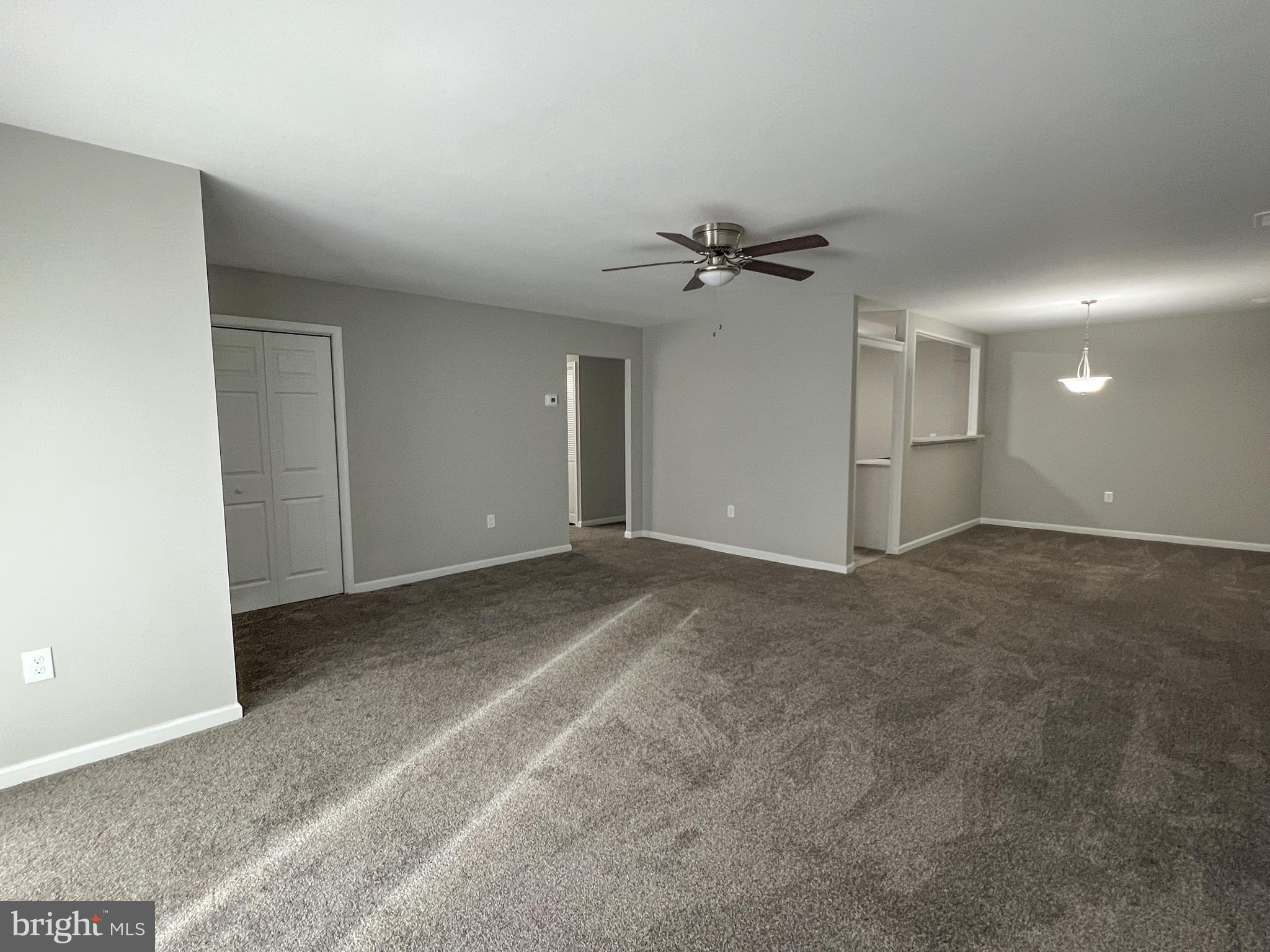 15015 Haslemere Court Silver Spring, MD 20906 - Photo 10 of 60 Living Room