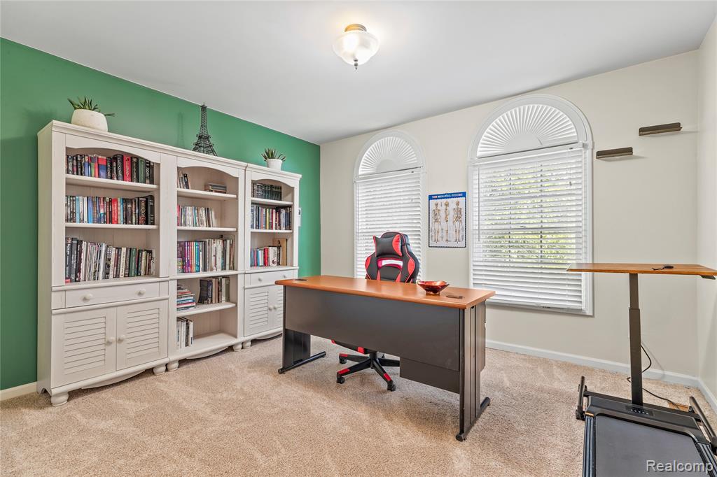 3918 Kaeleaf Road Lake Orion, MI 48360 - Photo 22 of 51