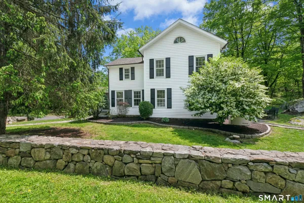 $995,000 | 180 Old Branchville Road, Ridgefield, CT 06877