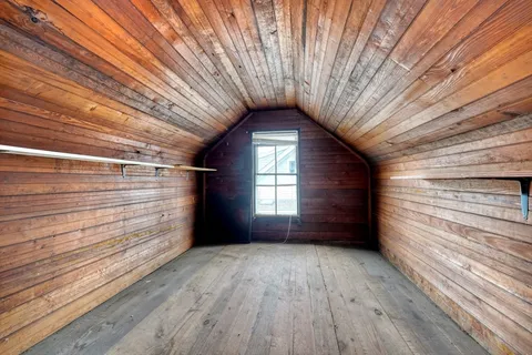 a view of an entryway