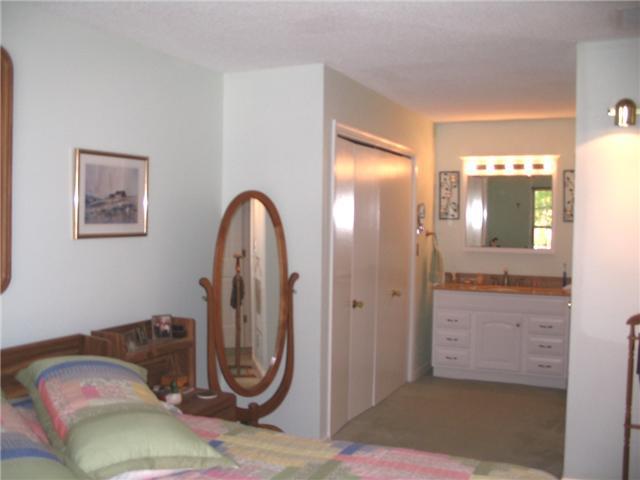 12416 Charing Cross Road Carmel, IN 46033 - Photo 19 of 24 Gallery Image 19