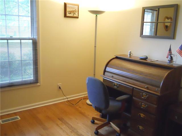 12416 Charing Cross Road Carmel, IN 46033 - Photo 23 of 24 Gallery Image 23