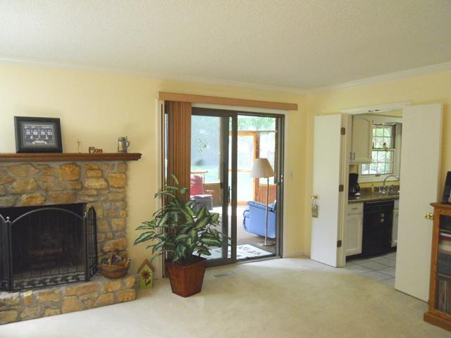 12416 Charing Cross Road Carmel, IN 46033 - Photo 5 of 24 Gallery Image 5
