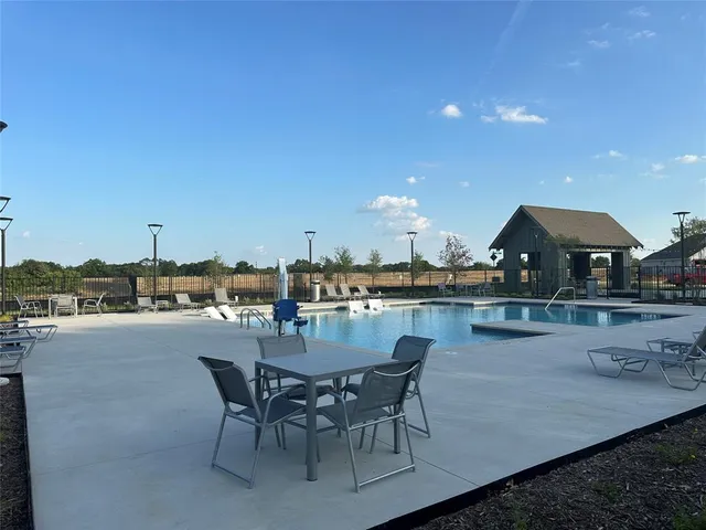 $2,275 | 13092 Yellowstone Way, Providence Village, TX 76227