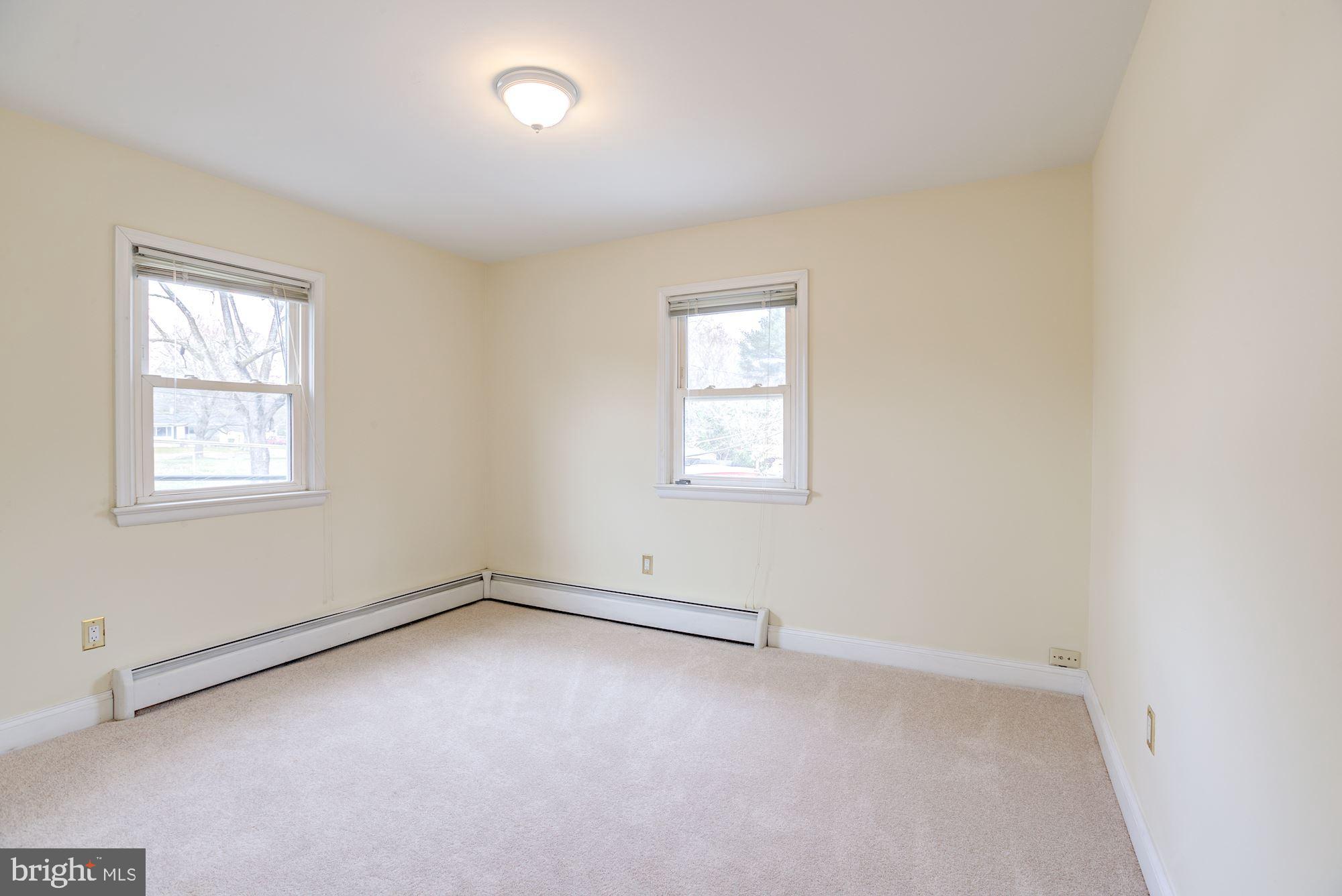 8203 Frye Road Alexandria, VA 22309 - Photo 14 of 34 Upper level Second bedroom