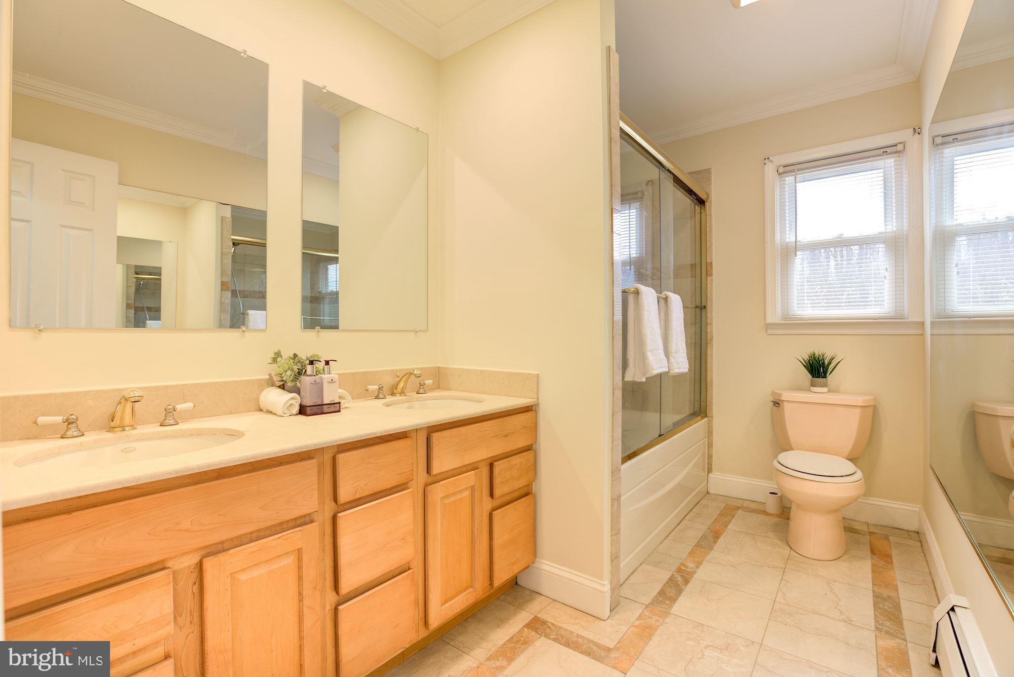 8203 Frye Road Alexandria, VA 22309 - Photo 16 of 34 Upper level bathroom.