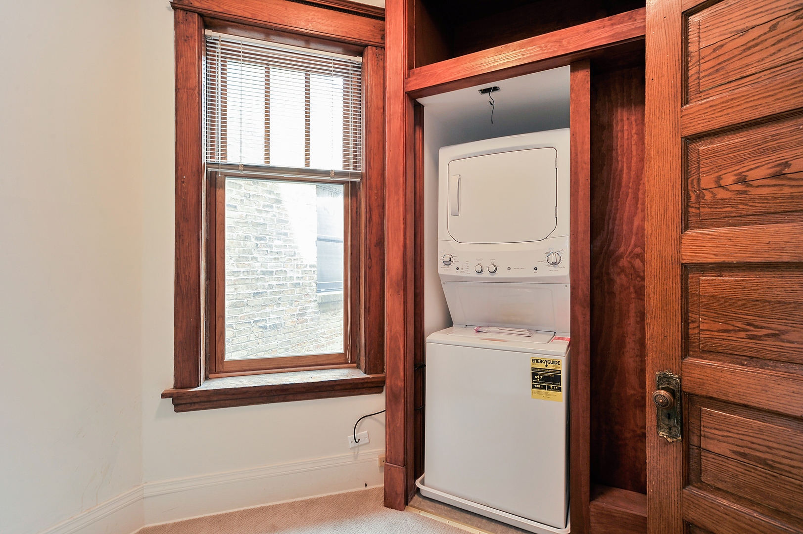 3729 North Wayne Avenue, Unit 2 Chicago, IL 60613 - Photo 13 of 17 a view of a small space with a window