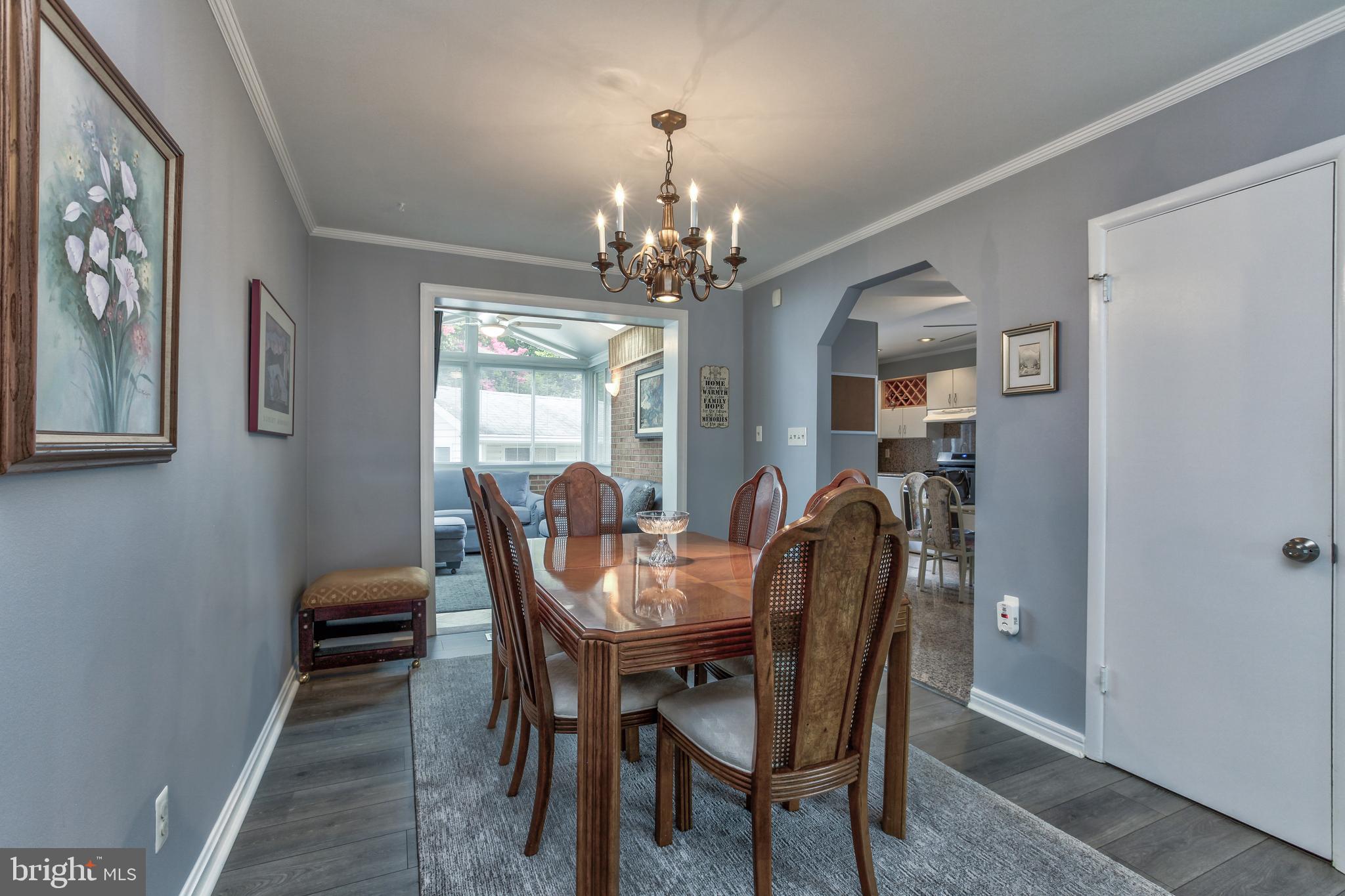 2015 Glenhaven Place Silver Spring, MD 20902 - Photo 13 of 47 Dining room