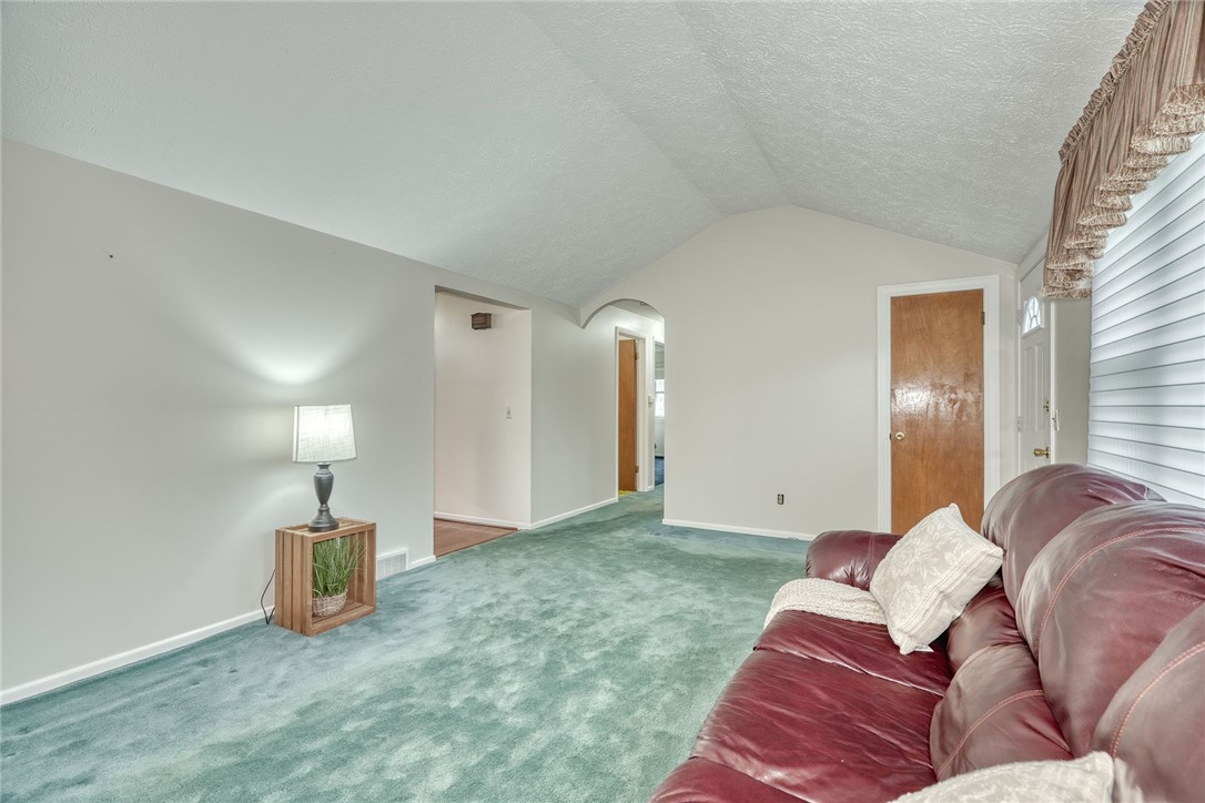 66 Merryhill Drive Rochester, NY 14625 - Photo 11 of 44