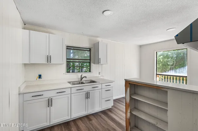 $300,000 | 135 County Road 510, Englewood, TN 37329