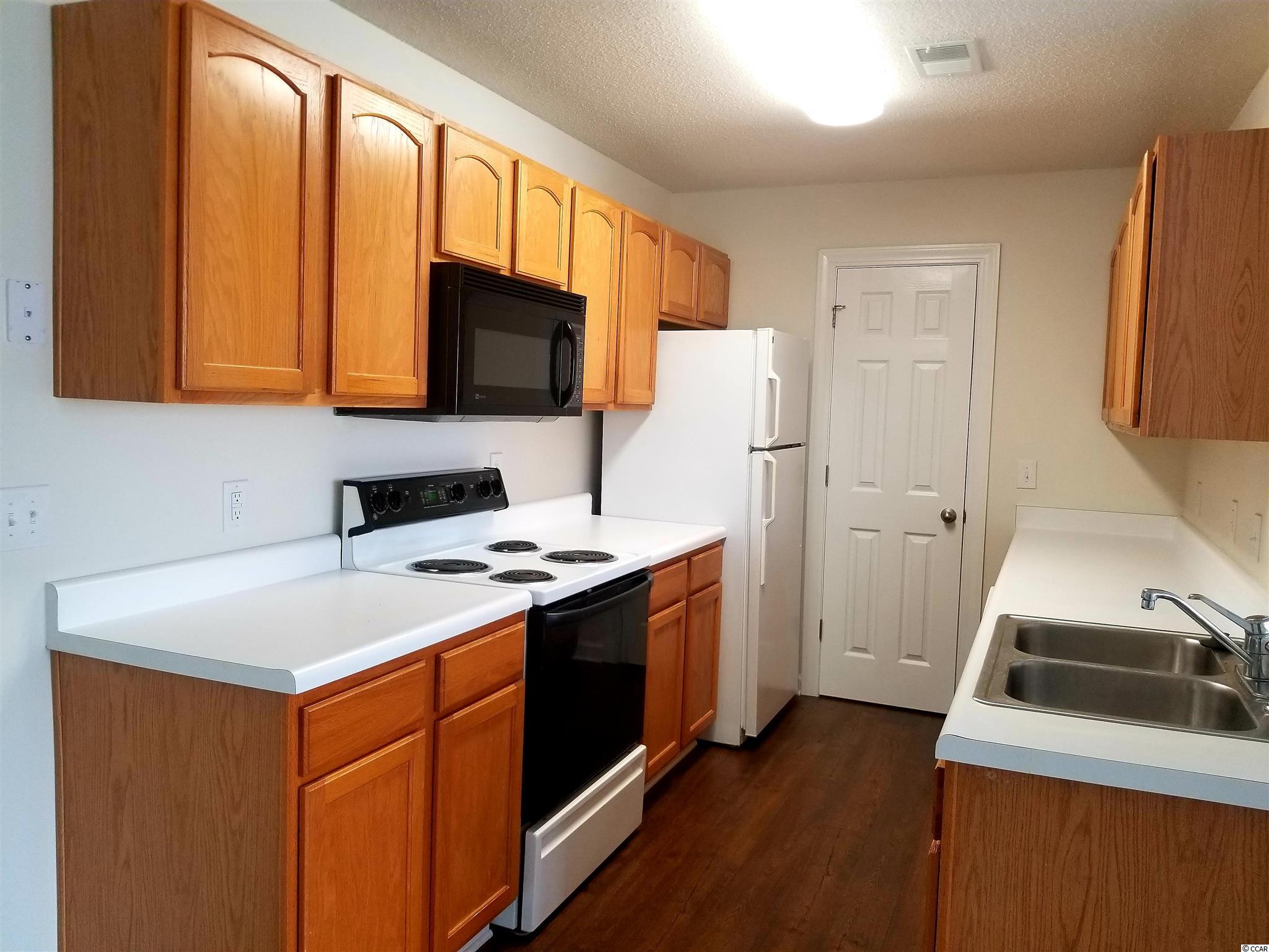 4280 Santolina Way, Unit E Murrells Inlet, SC 29576 - Photo 10 of 33 Gallery Image 10