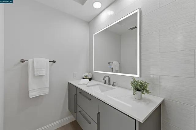 $1,449,000 | 305 Windstream Place, Danville, CA 94526